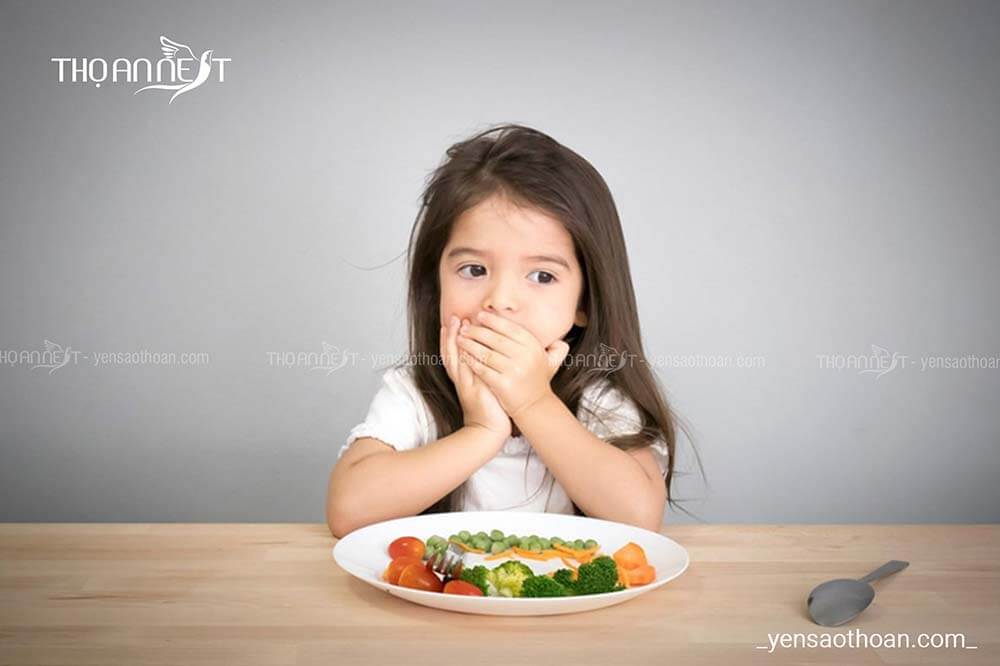 Trẻ từ 1 tuổi đến 4 tuổi có thể ăn yến sào để cải thiện chứng biếng ăn