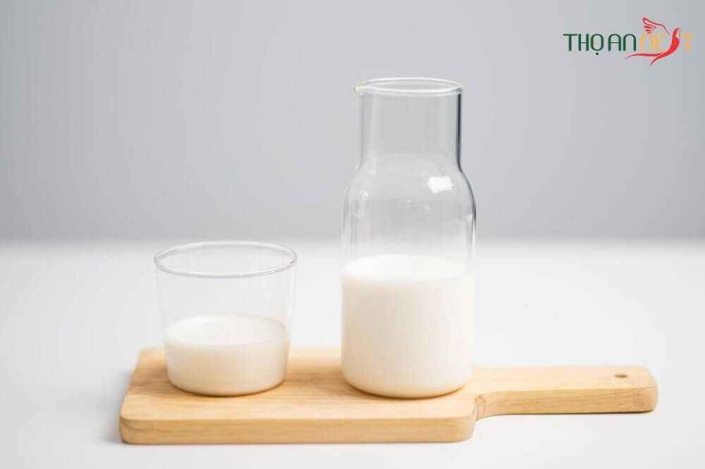 Yến chưng với sữa tươi có những lợi ích gì cho sức khỏe?
