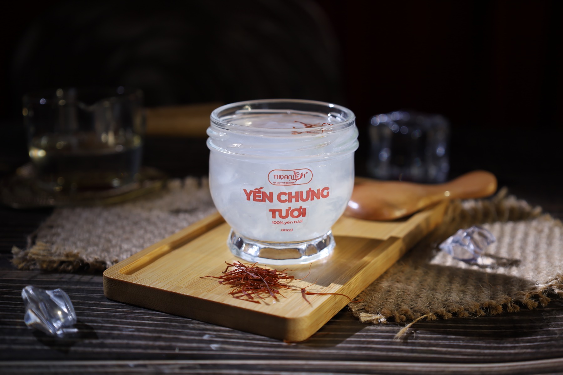 yến chưng saffron (nhụy hoa nghệ tây)